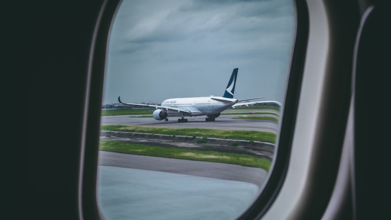 Pemerintah Hong Kong Menggunakan HK$39 miliar Menolong Cathay Pacific